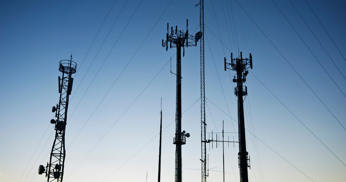 Bateria de lítio sendo usada em telecomunicações
